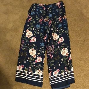Flowey pants
